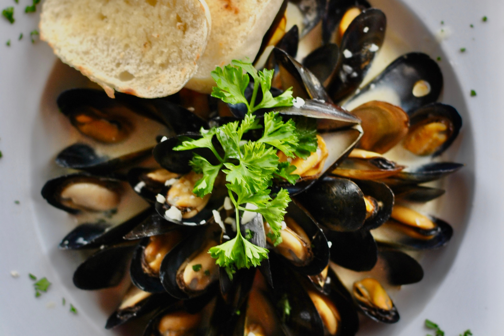 Fo'c'sle Food-Mussels-Winter 2026